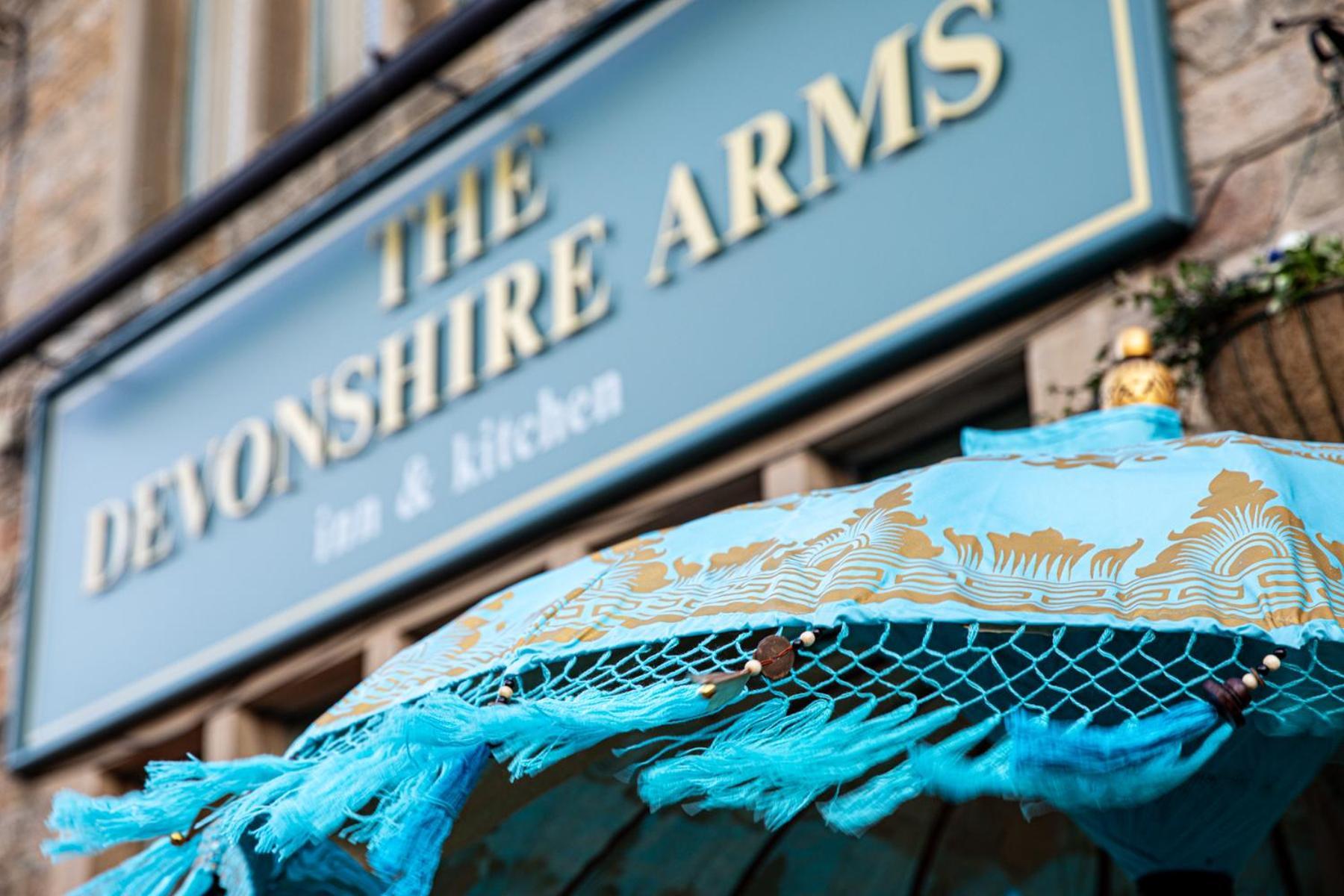 The Devonshire Arms Hotel Baslow Eksteriør billede