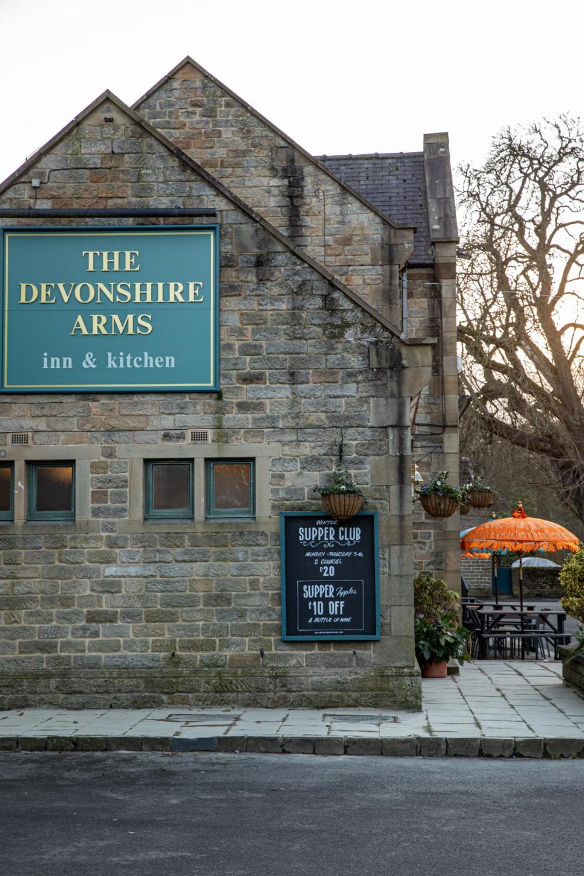 The Devonshire Arms Hotel Baslow Eksteriør billede